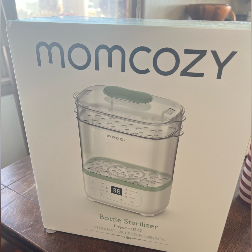 NWT Momcozy Bottle Steralizer